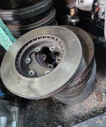 Toyota Hiace Disk brakes